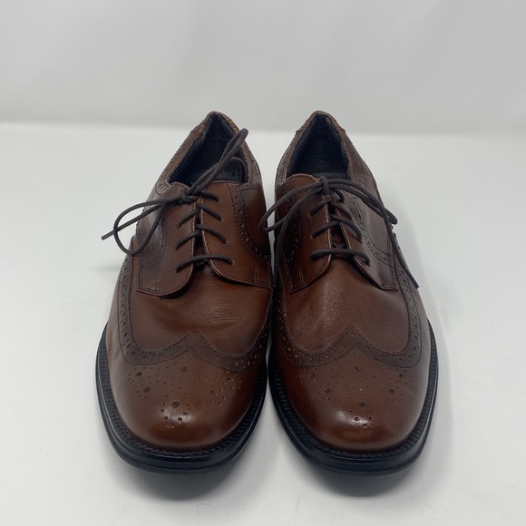 Chaps Men’s Brown Lace Up Leather Wing Tip Closed Toe Dress Shoes - Picture 3 of 13